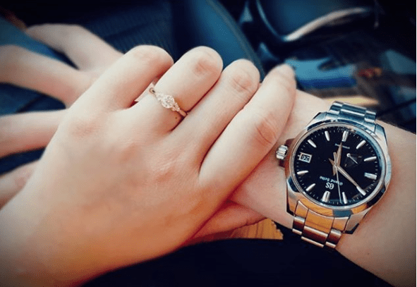 婚約記念品